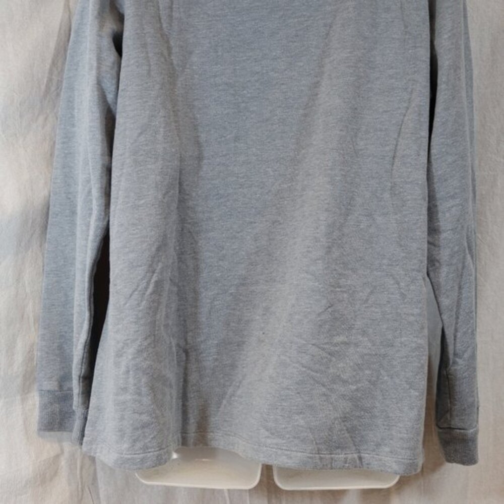 Disney Micky Mouse & Minnie Mouse Kissing Pullover Sweatshirt XL - Picture 8 of 10